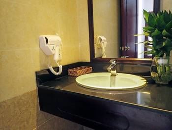 Khách sạn Apple 3*
