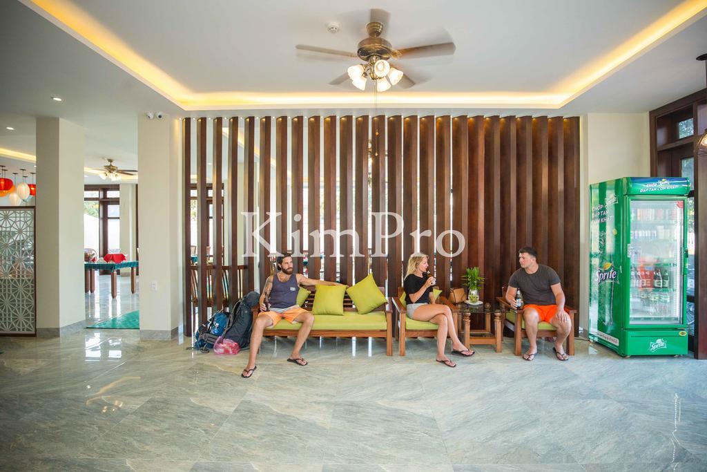 Khách sạn Apple 3*