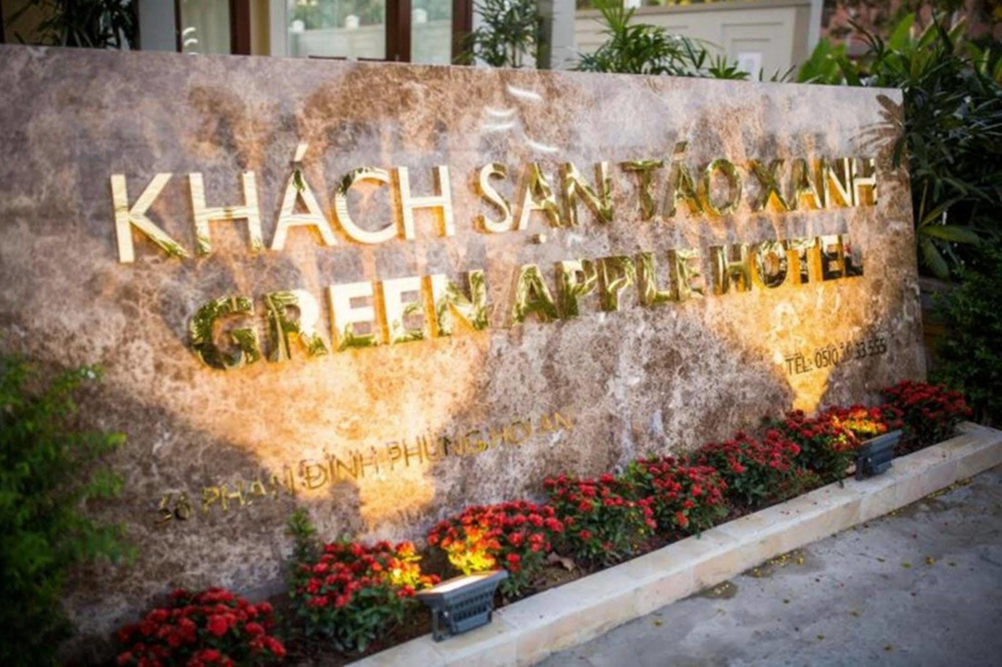 Khách sạn Apple 3*